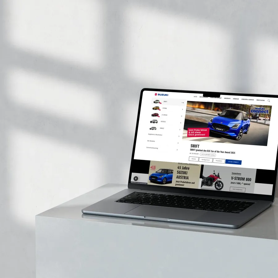 Website von Suzuki Austria auf einem Laptop